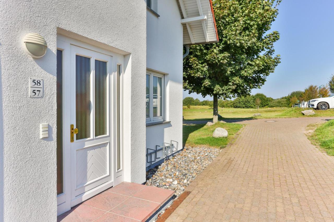 Ferienapartment-ruegen Neddesitz Buitenkant foto